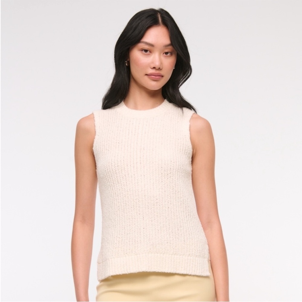 NWT Abercrombie & Fitch Textural Crew Sweater Shell Tank in Cream - S